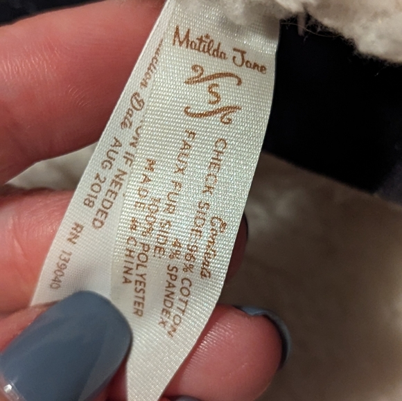 Women's Matilda Jane vest - Picture 2 of 3